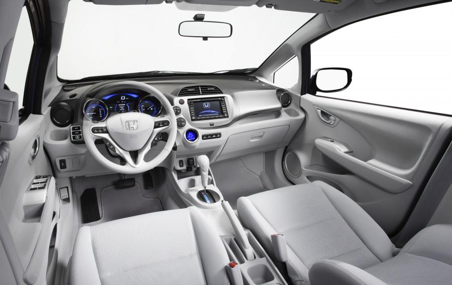  Honda Fit EV Concept 2010 года  (фото 9 из 18)